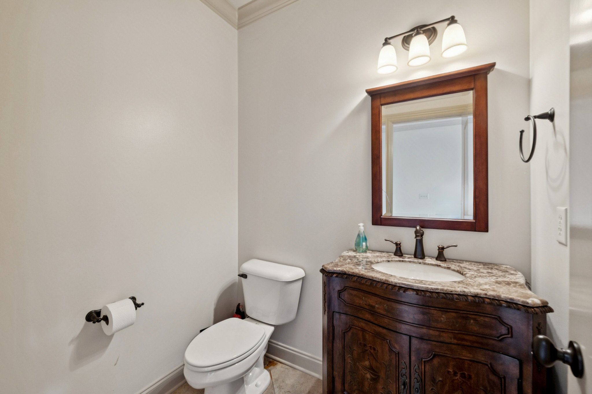 2021B Overhill Dr