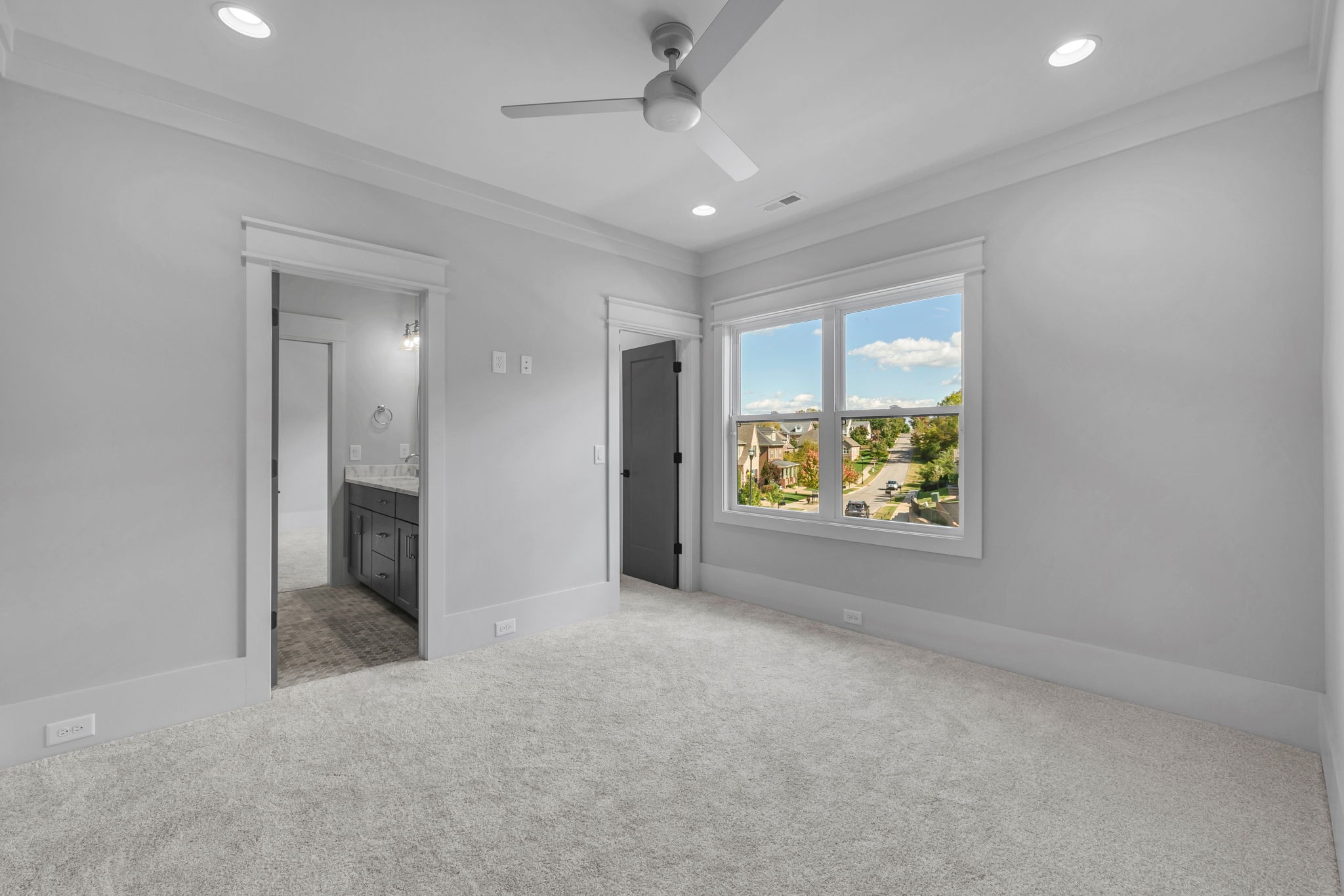343 Circuit Rd