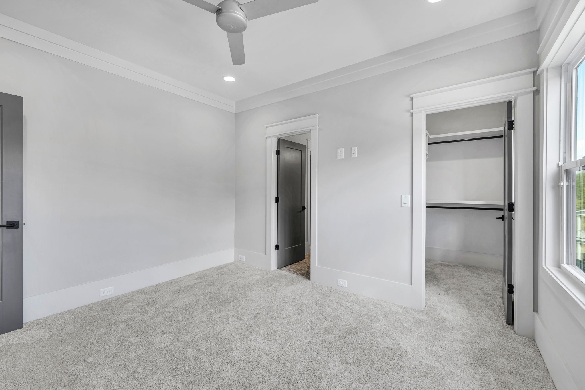 343 Circuit Rd