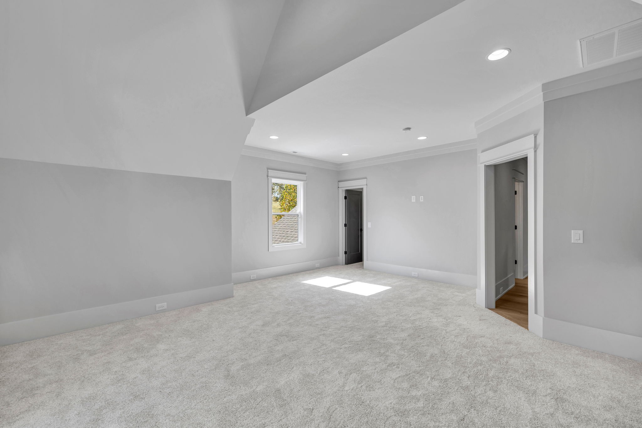 343 Circuit Rd