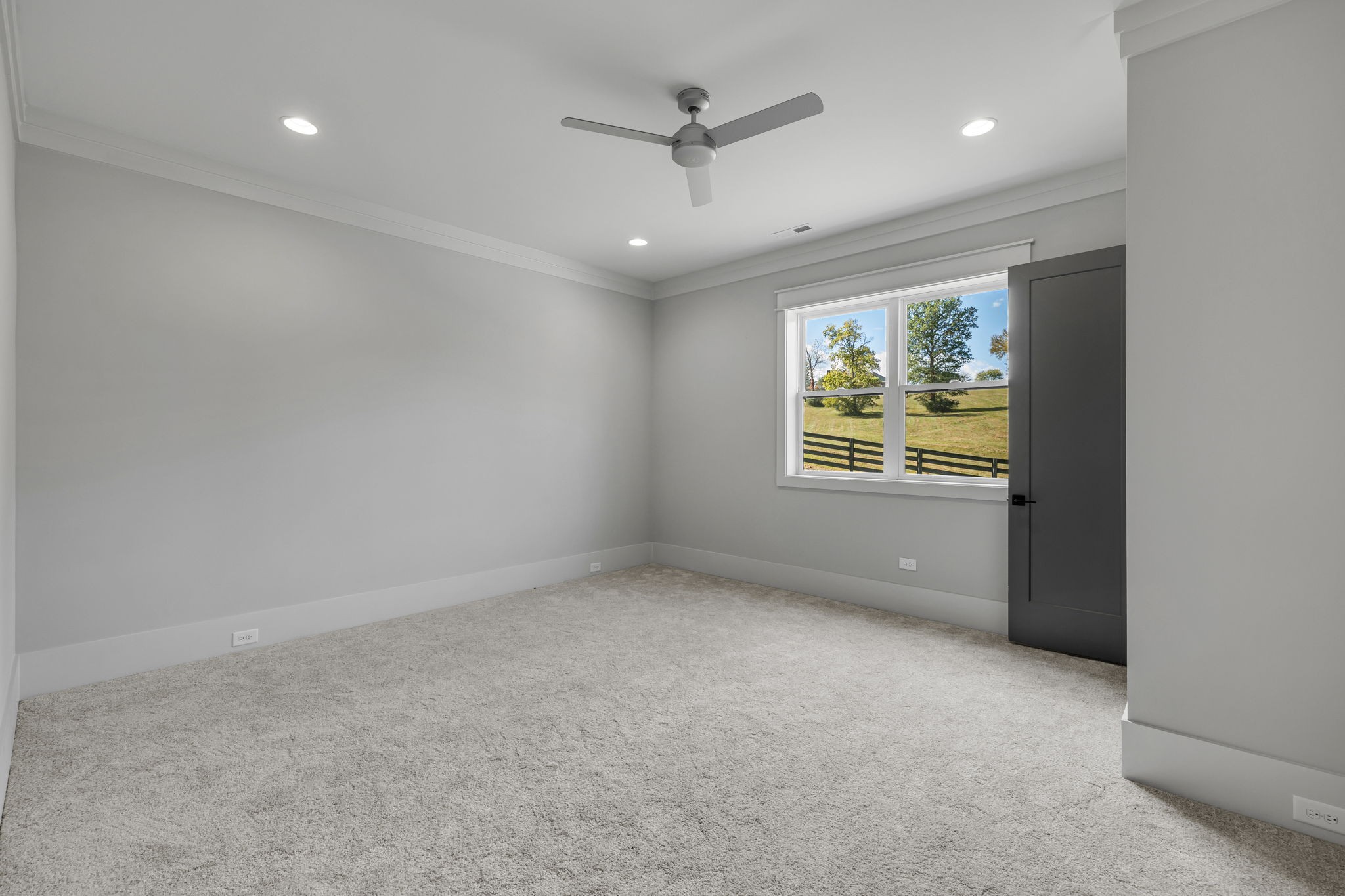 343 Circuit Rd