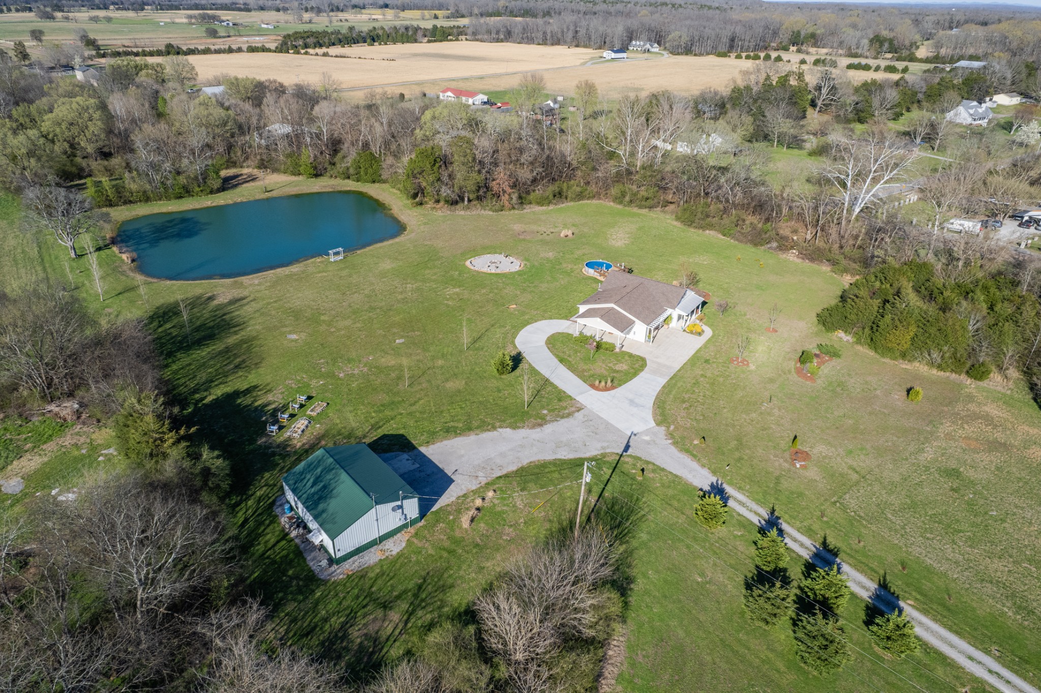 1616 Old Berlin Rd