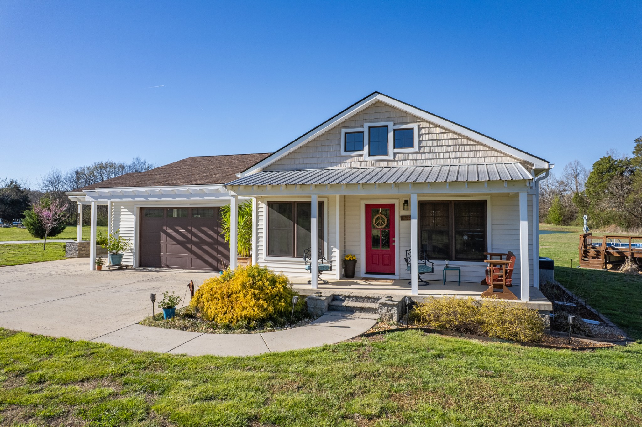 1616 Old Berlin Rd
