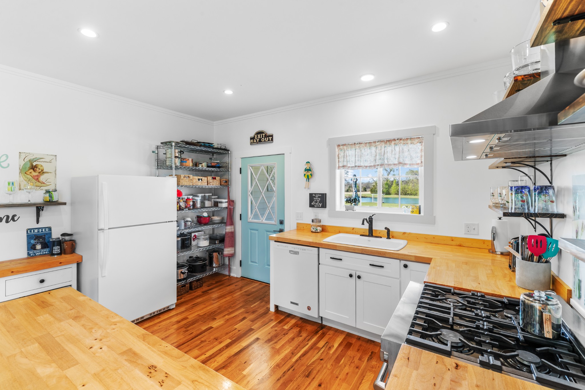 1616 Old Berlin Rd