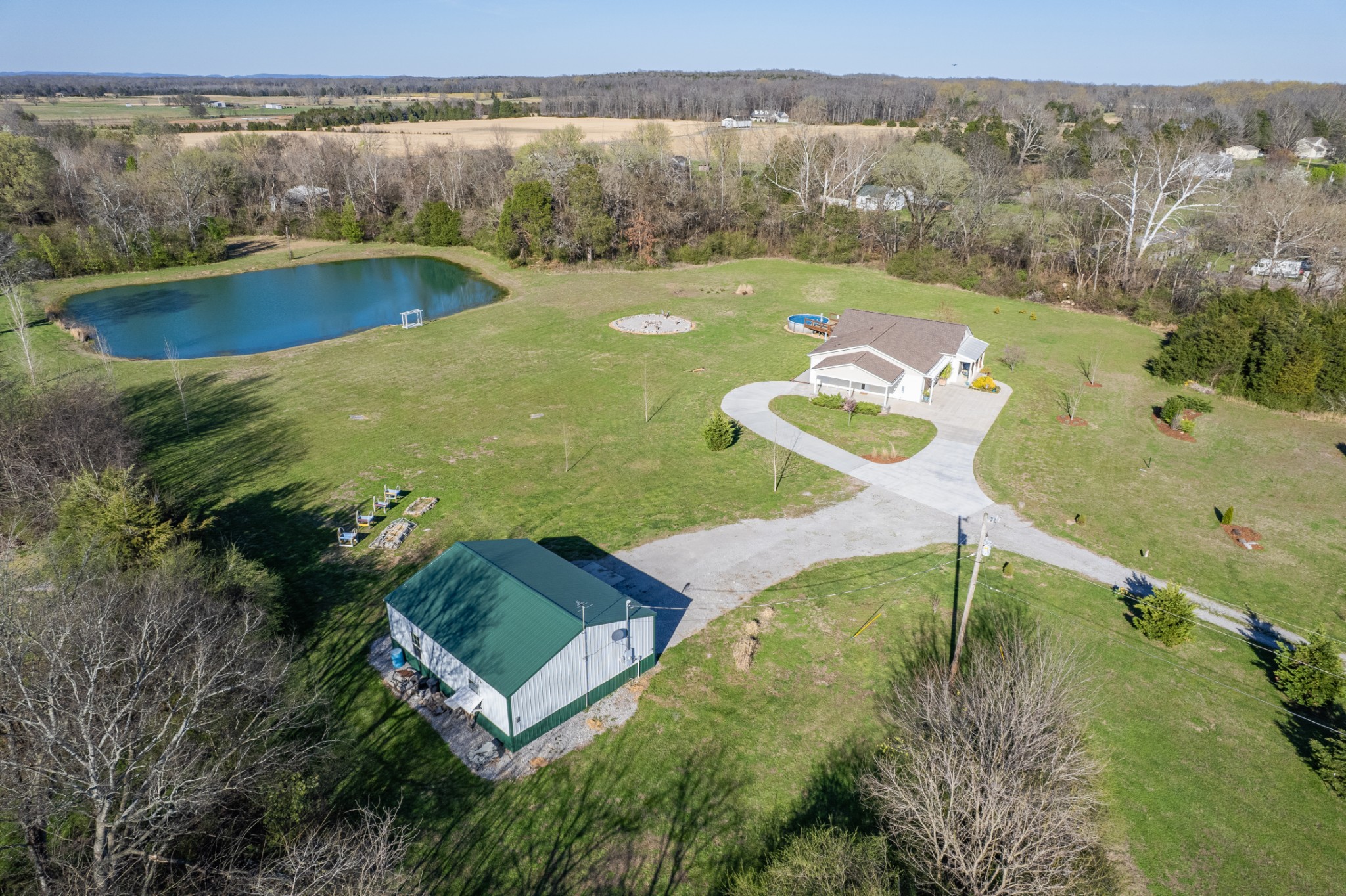 1616 Old Berlin Rd