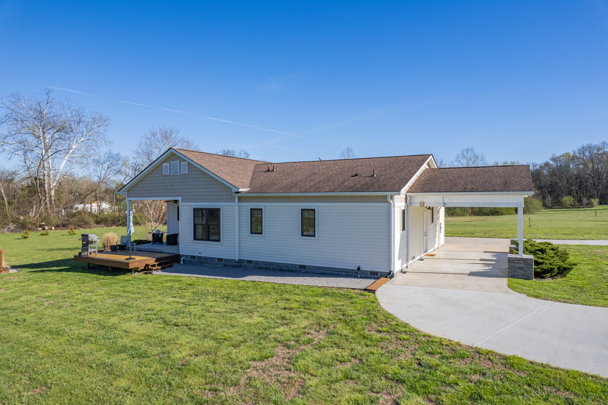 1616 Old Berlin Rd