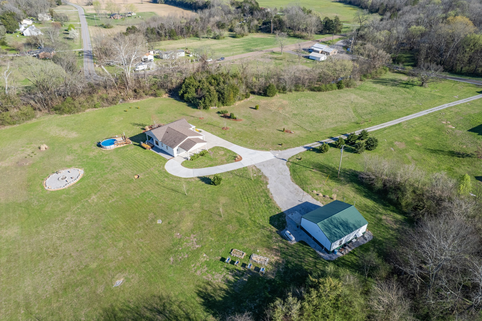 1616 Old Berlin Rd