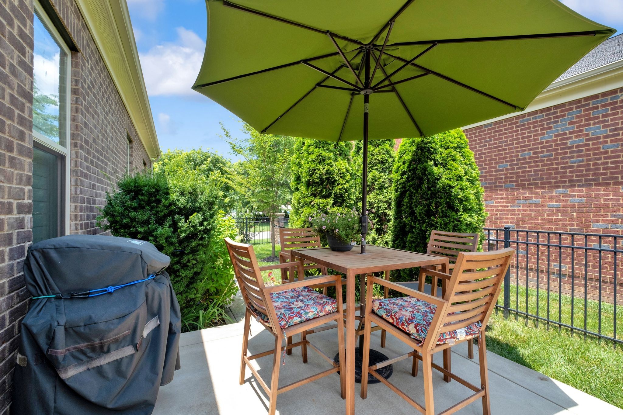 2505 Upper Hollow Rd