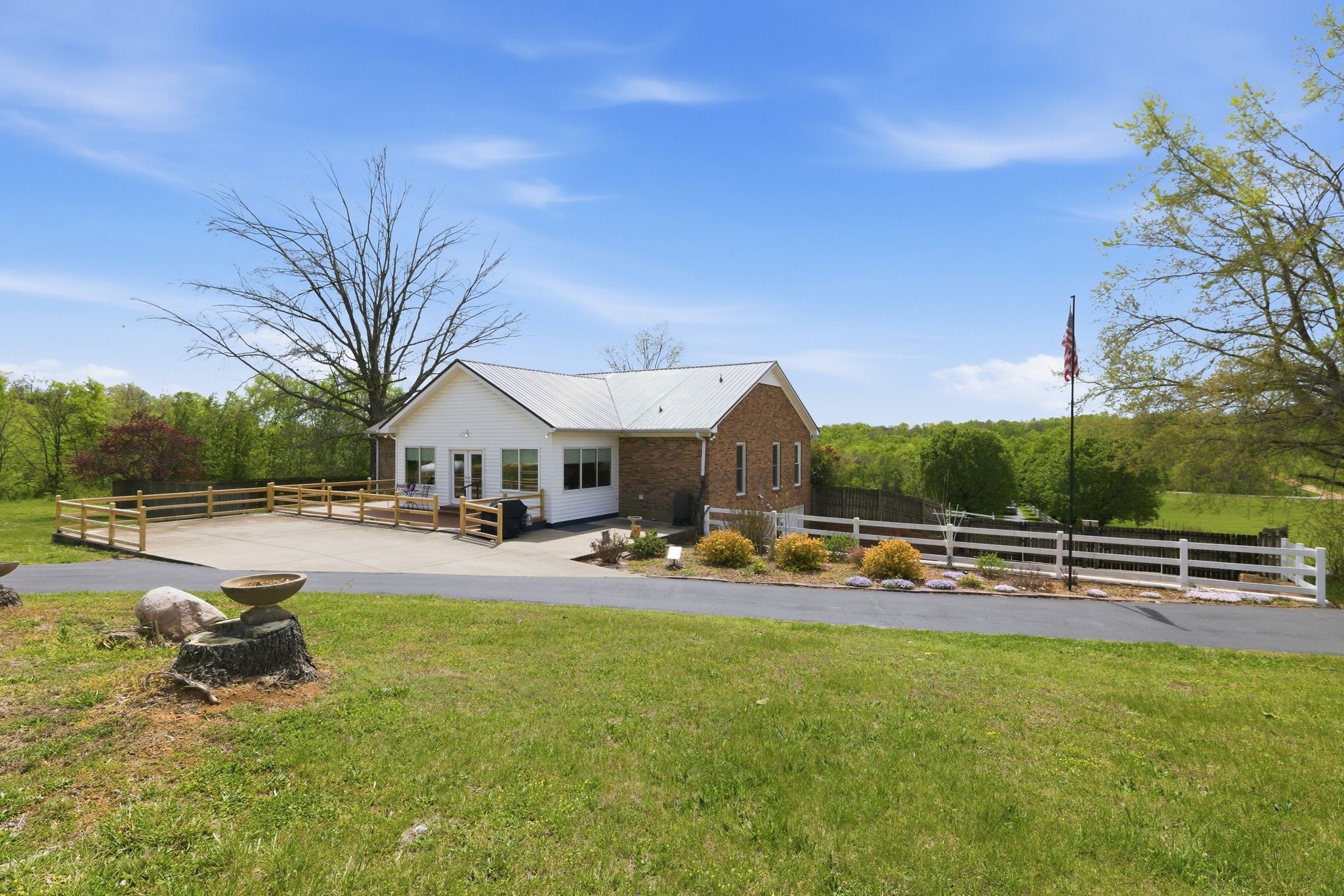 2149 Mooresville Pike