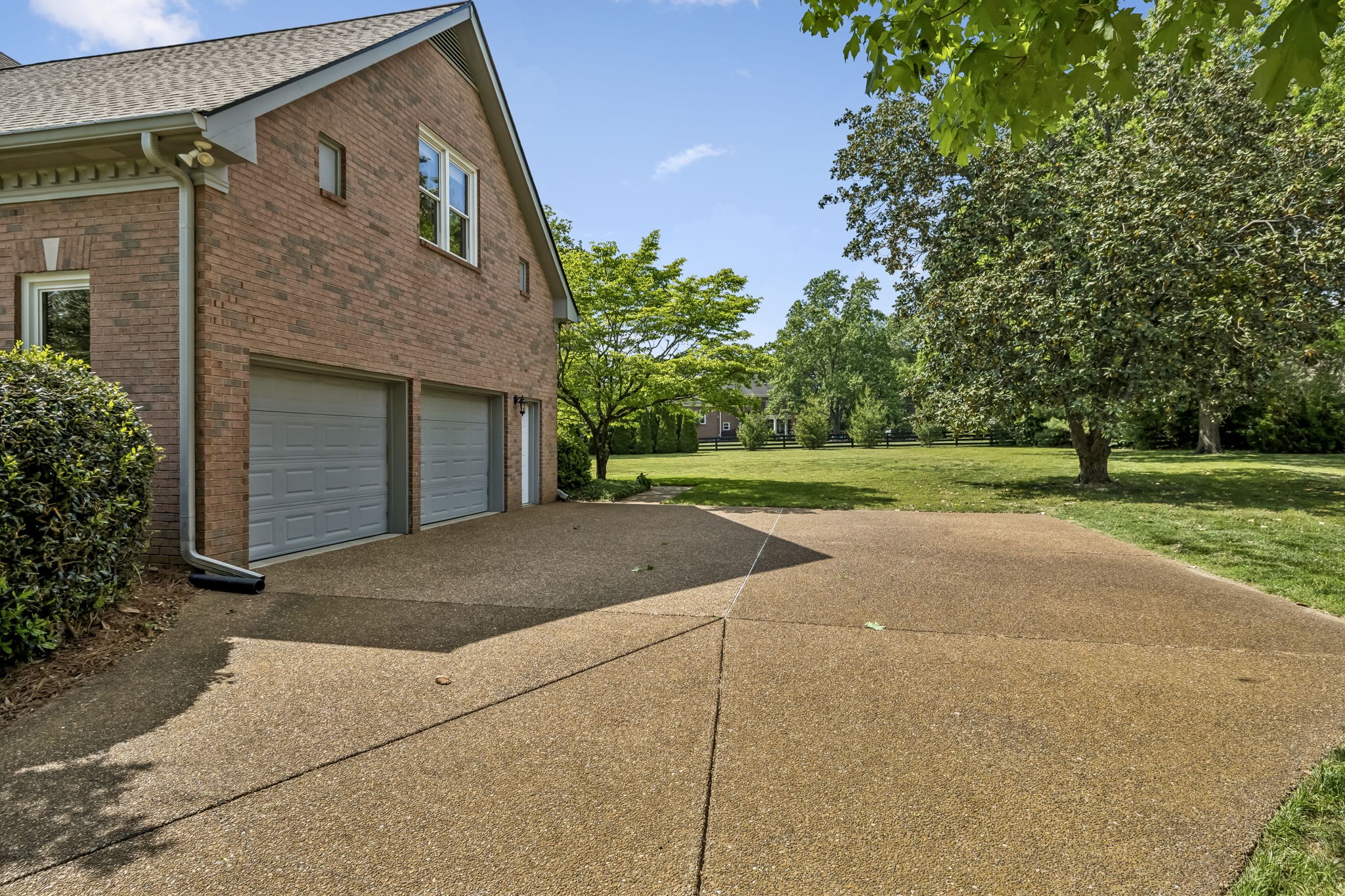 2430 Douglass Glen Ln