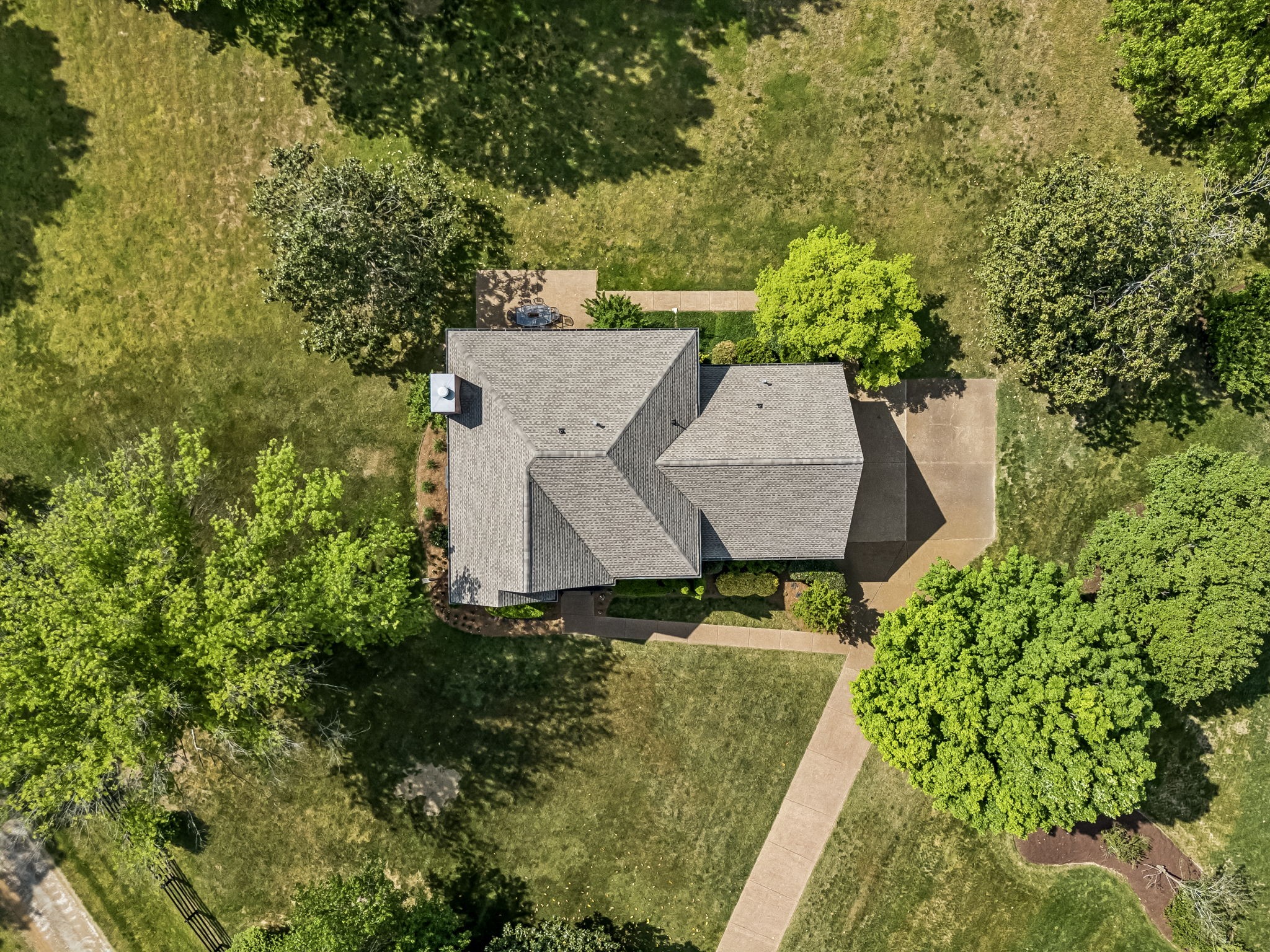 2430 Douglass Glen Ln