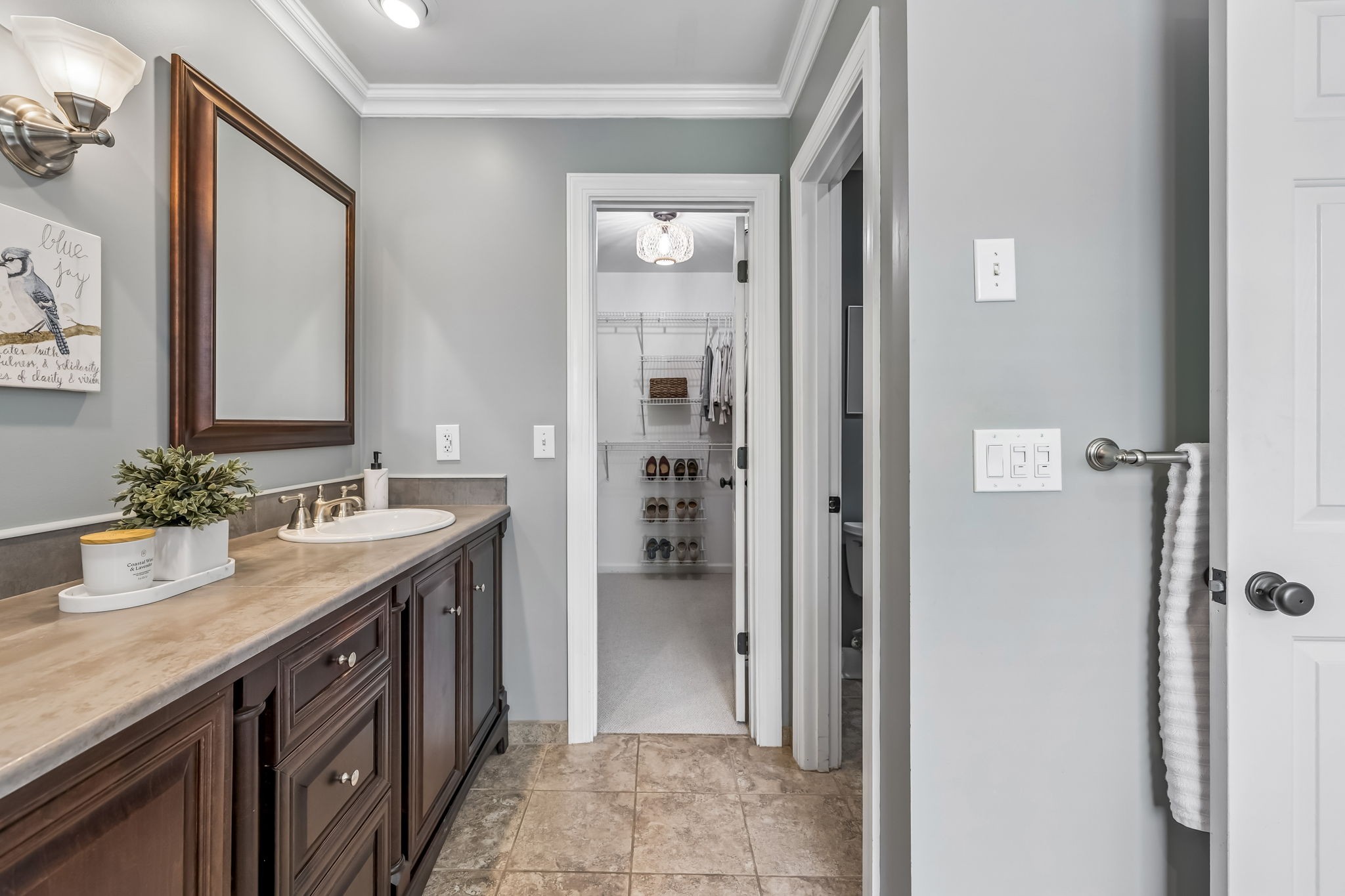 2430 Douglass Glen Ln