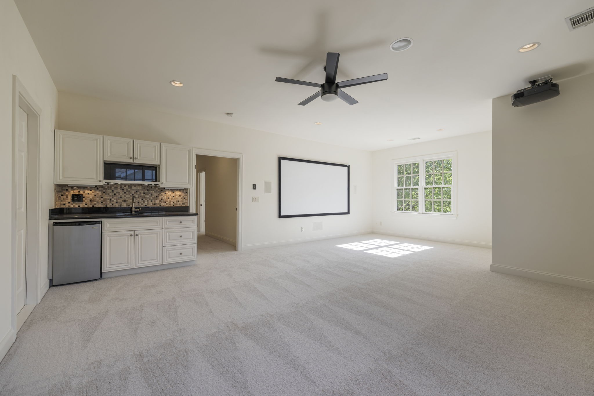 424 Wild Elm St