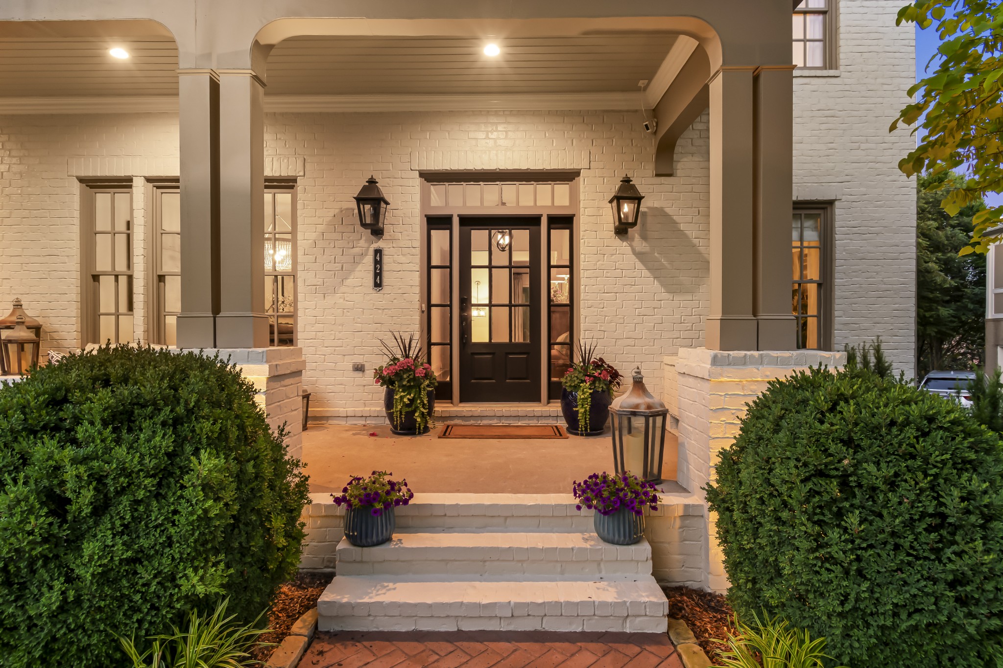 424 Wild Elm St