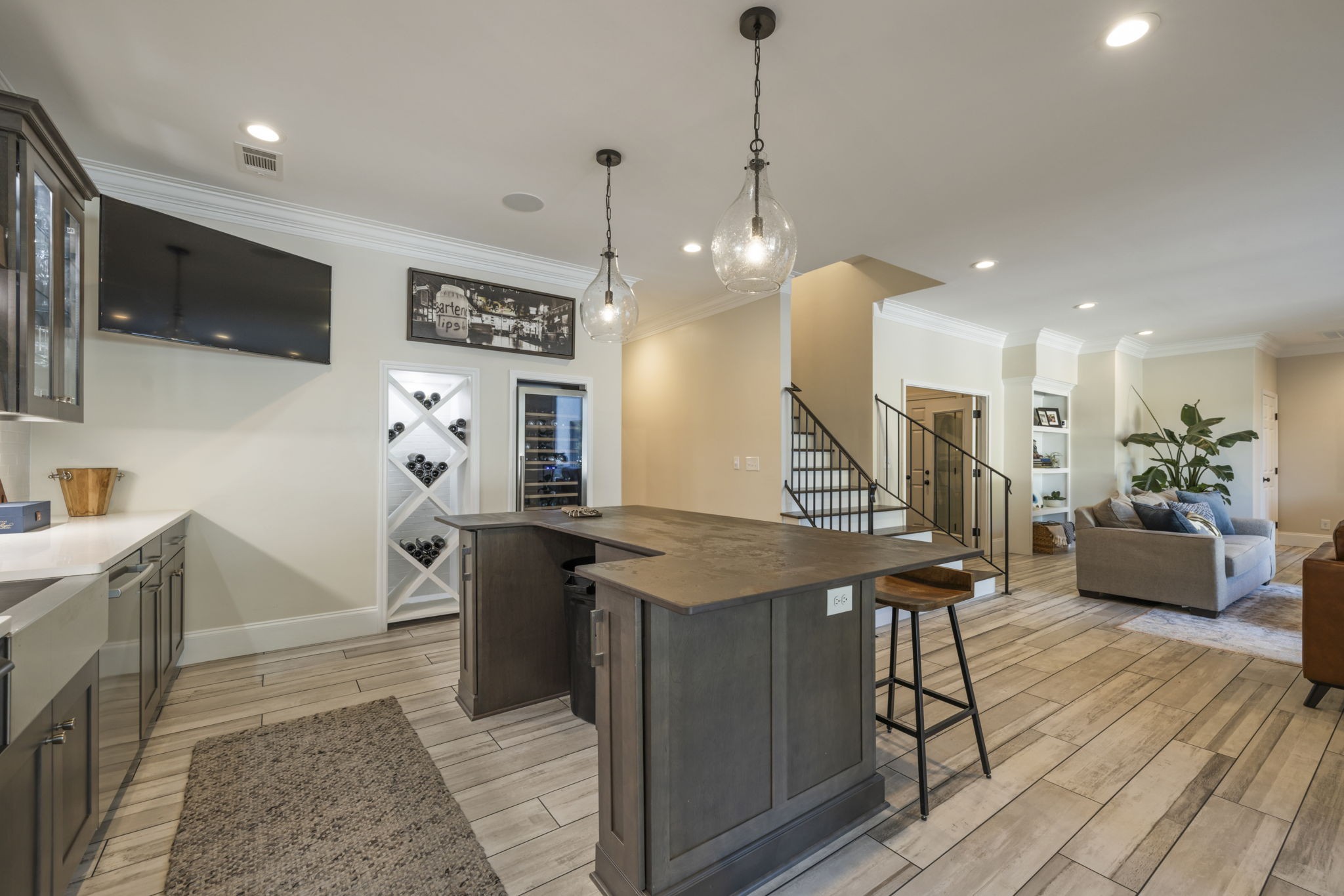 424 Wild Elm St