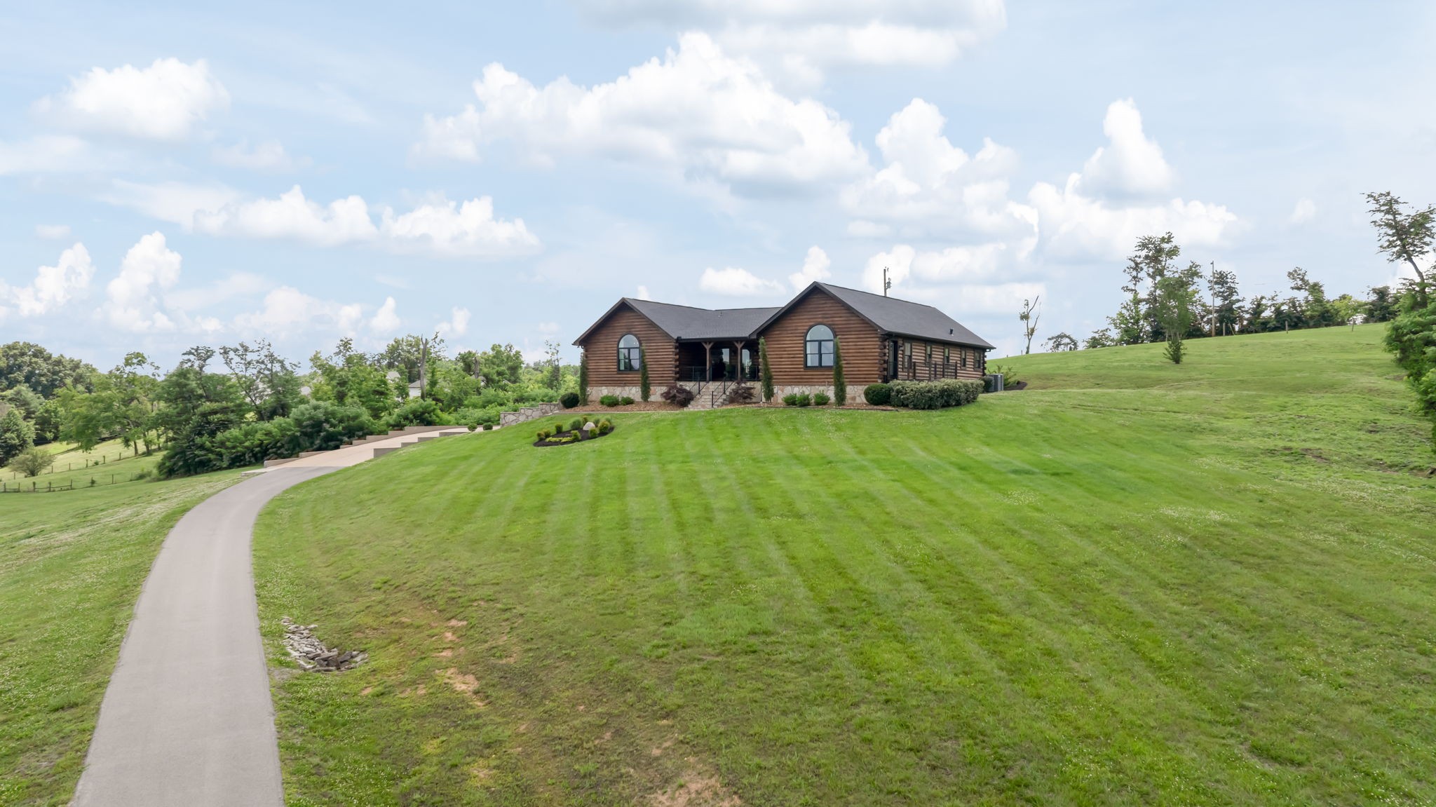 1782 Blackburn Ln