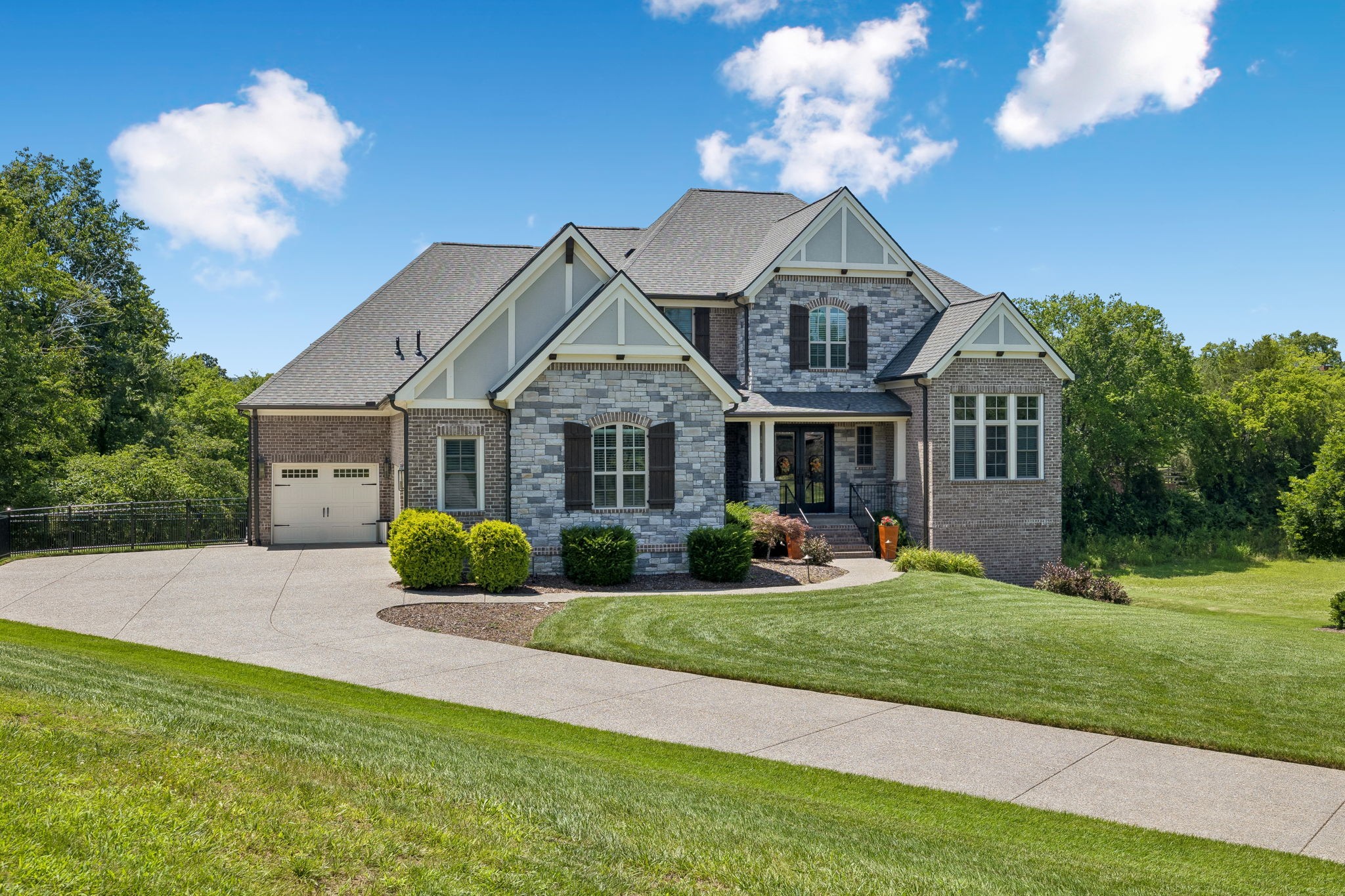 6010 Blackwell Ln