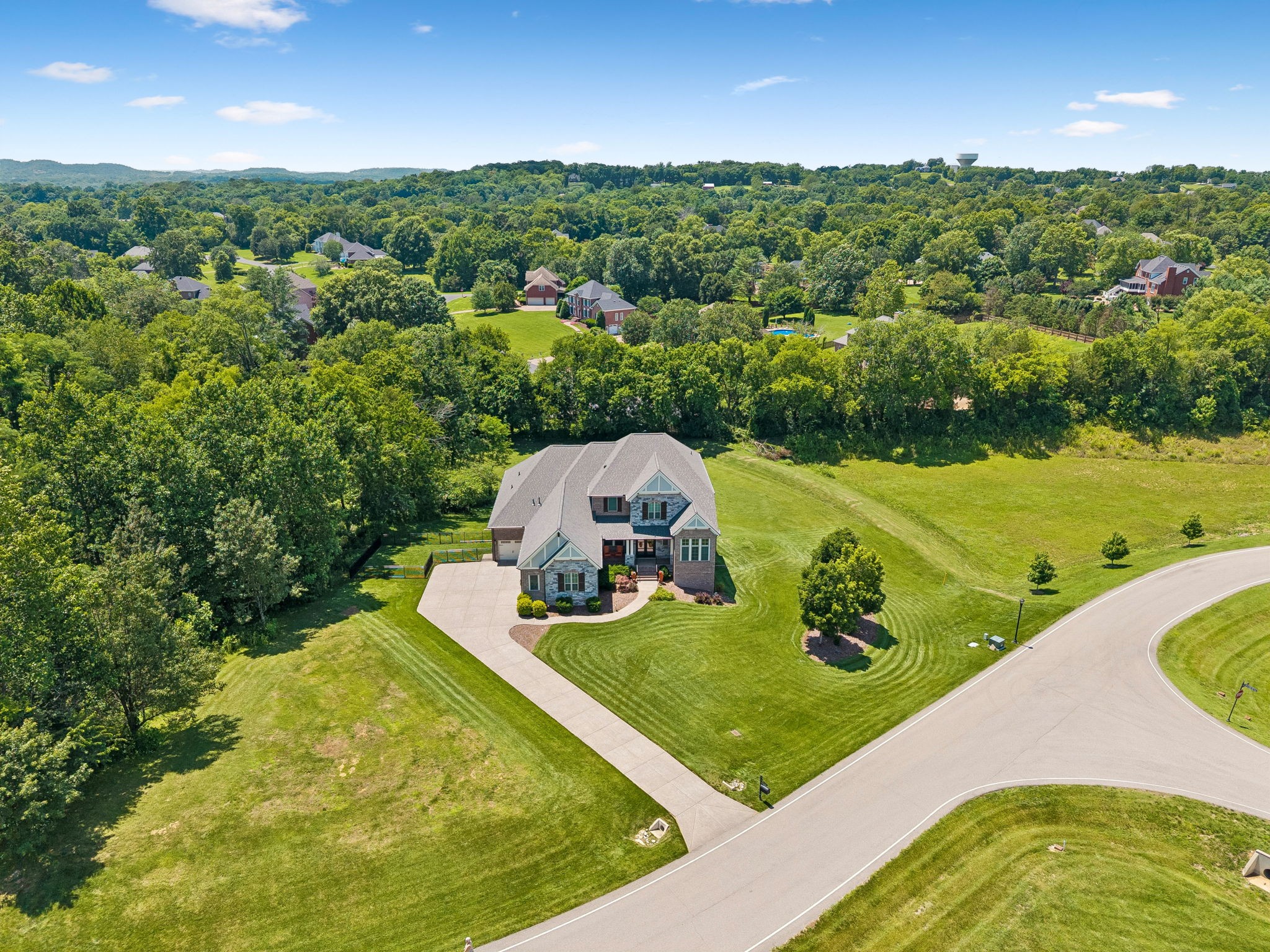 6010 Blackwell Ln