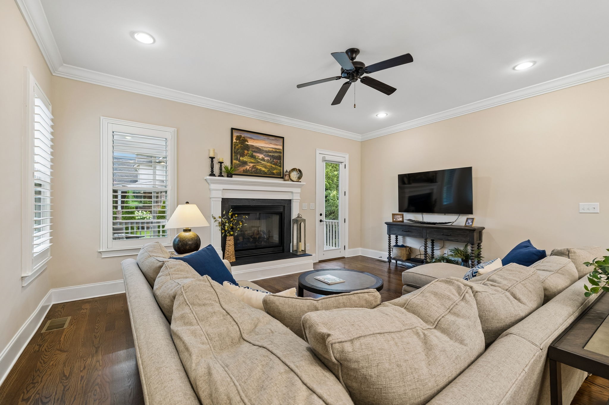 4101 Banner Square Ln