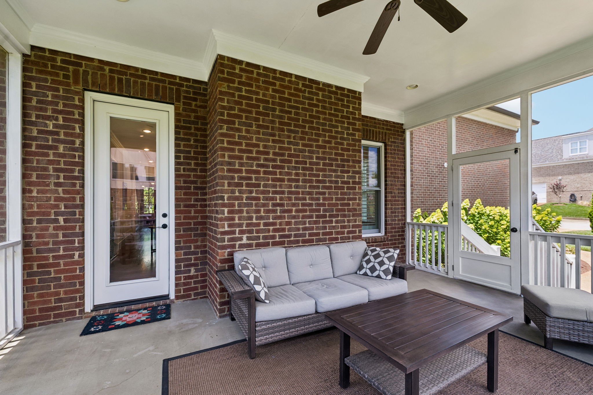 4101 Banner Square Ln