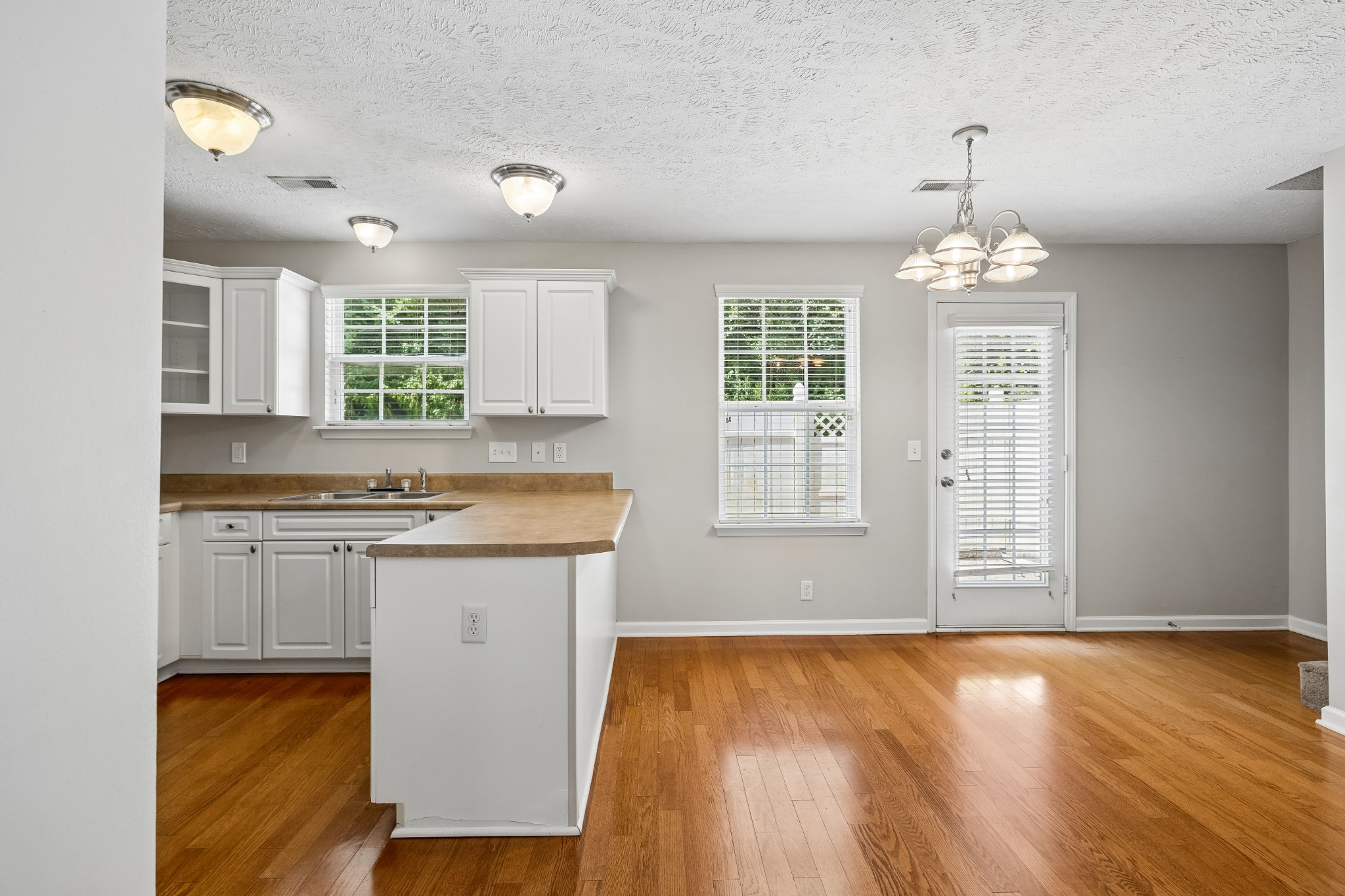 2120 Lebanon Pike Unit: 85