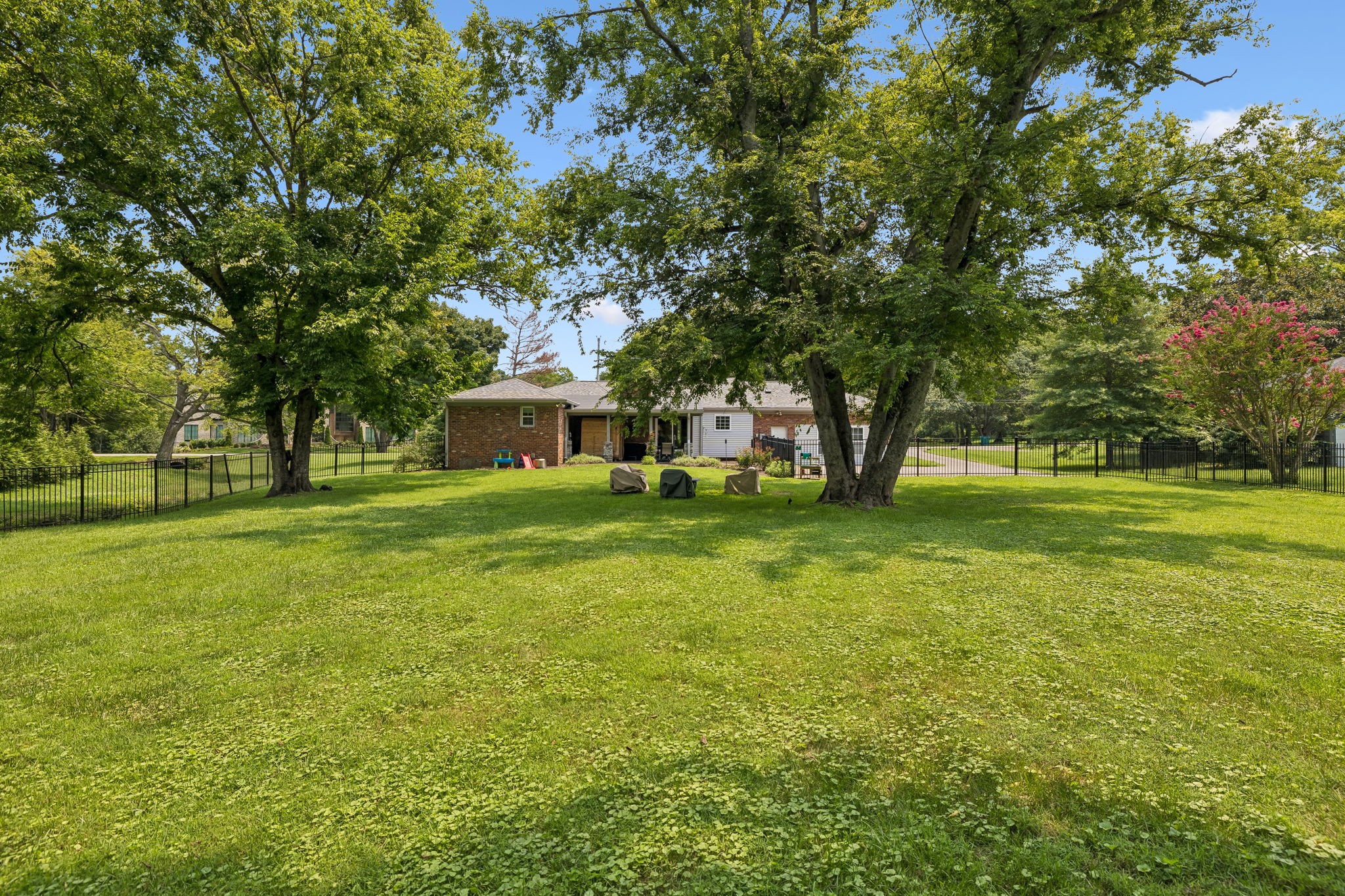 1507 Puryear Pl