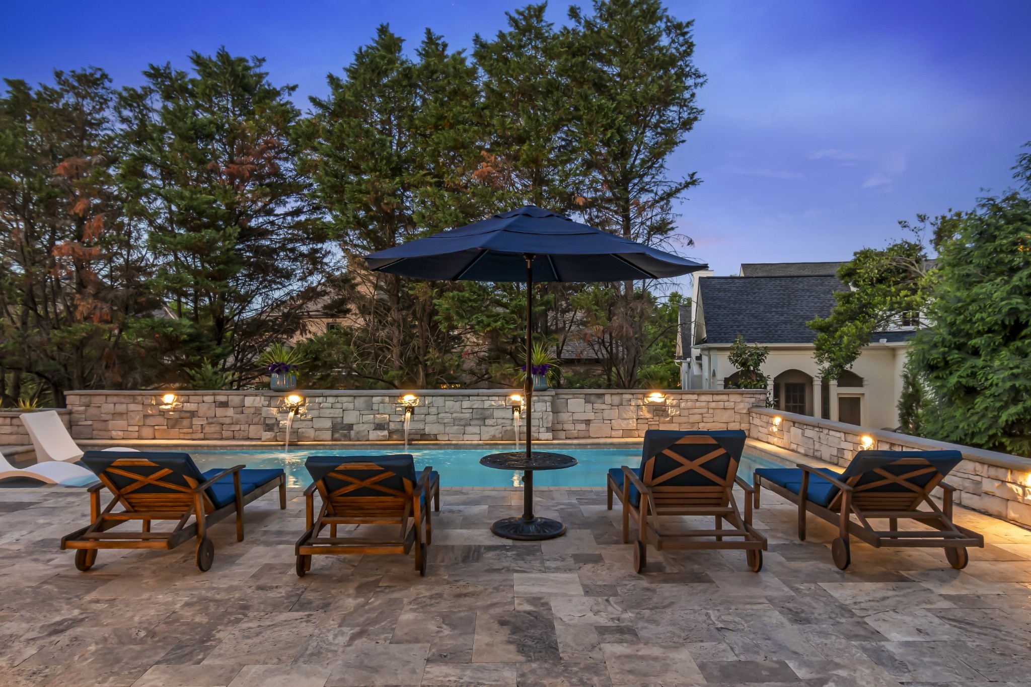424 Wild Elm St