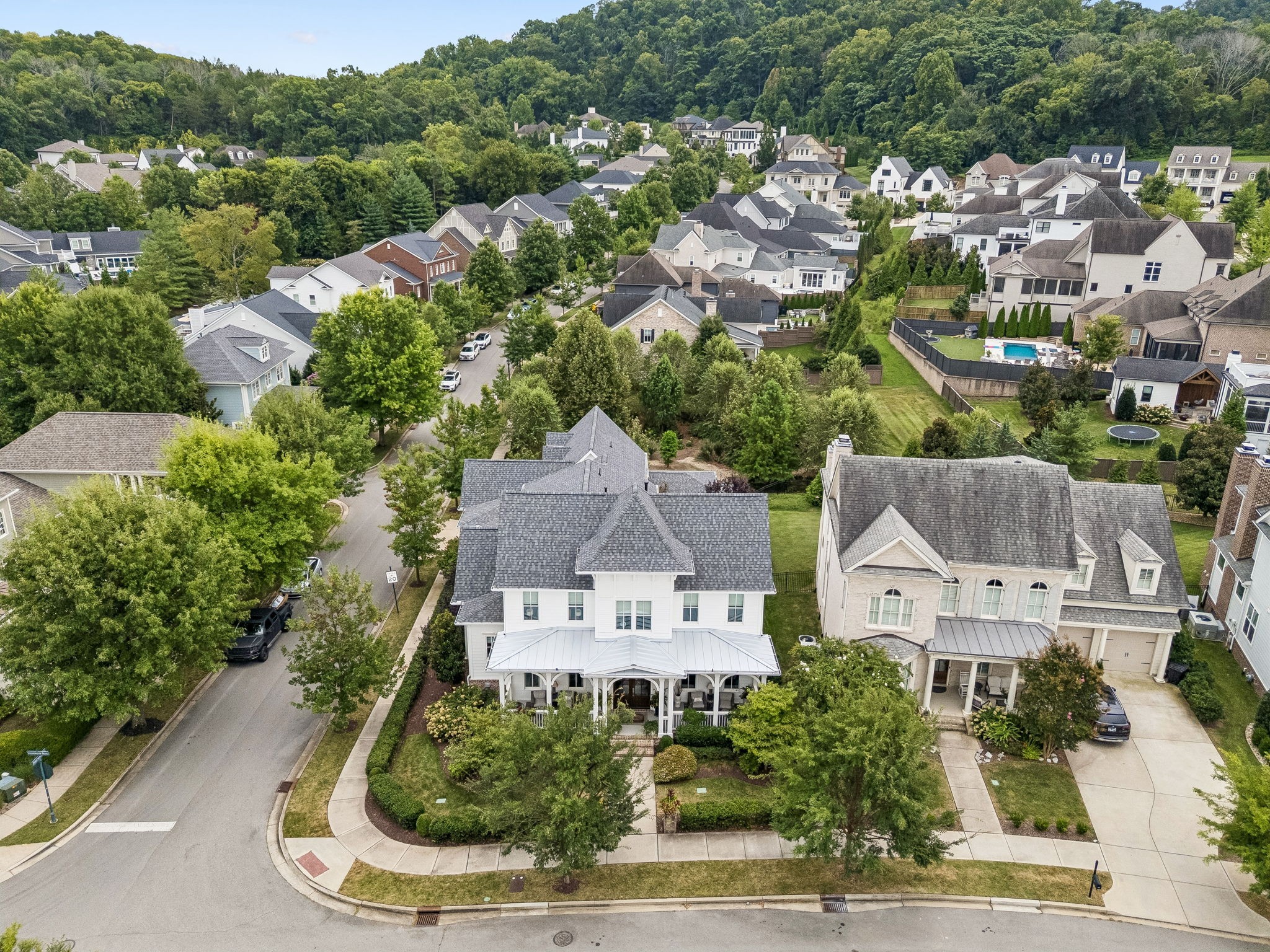 800 Stonewater Blvd