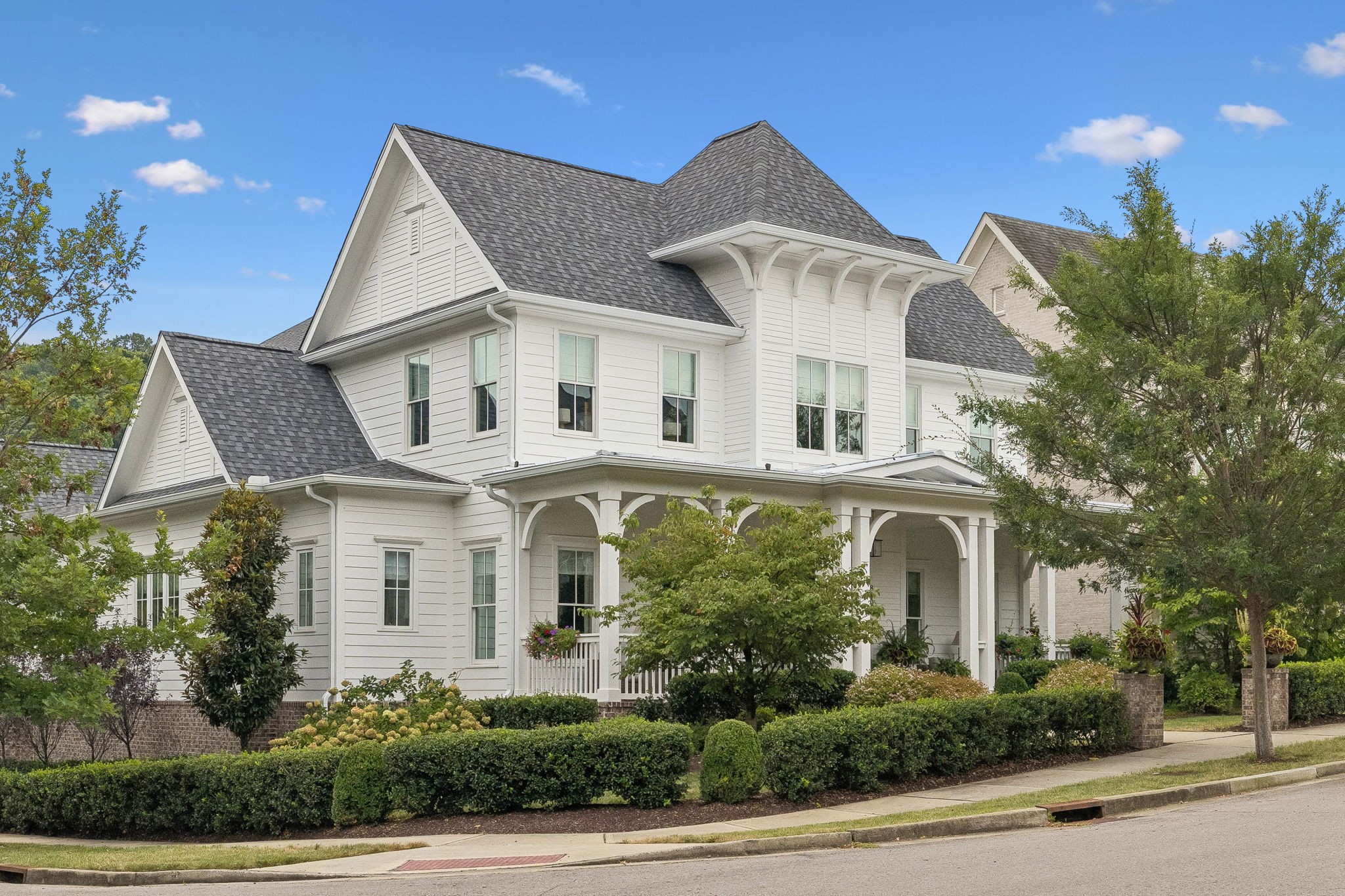 800 Stonewater Blvd