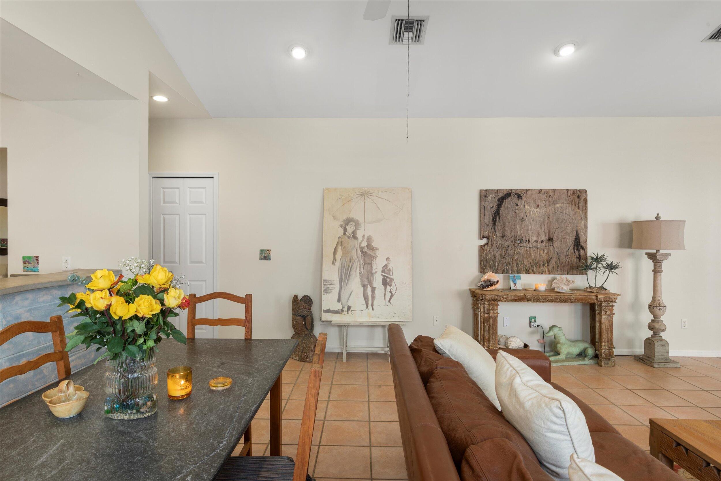 26 Spoonbill Way