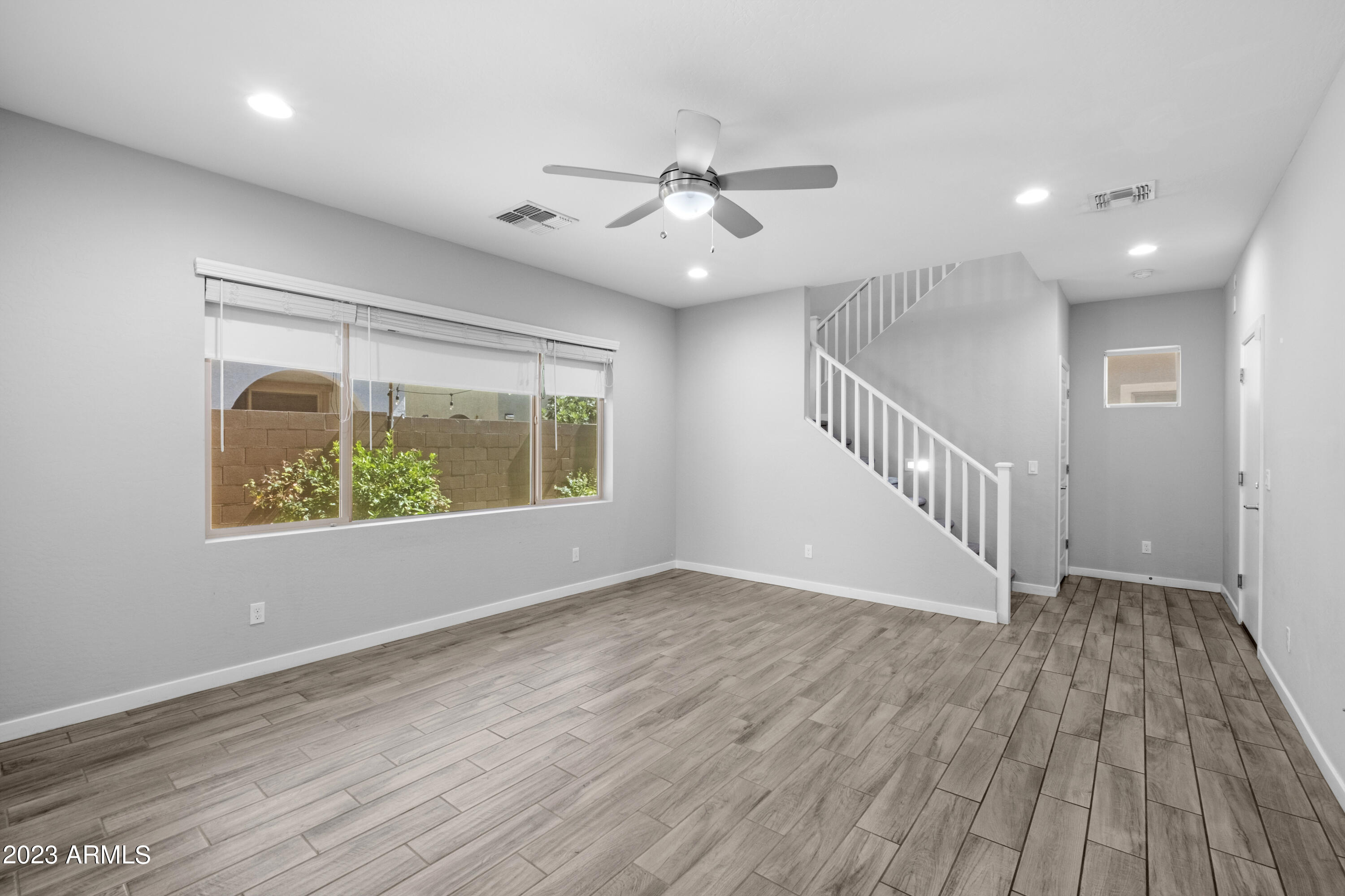 4717 E BARBARITA Avenue