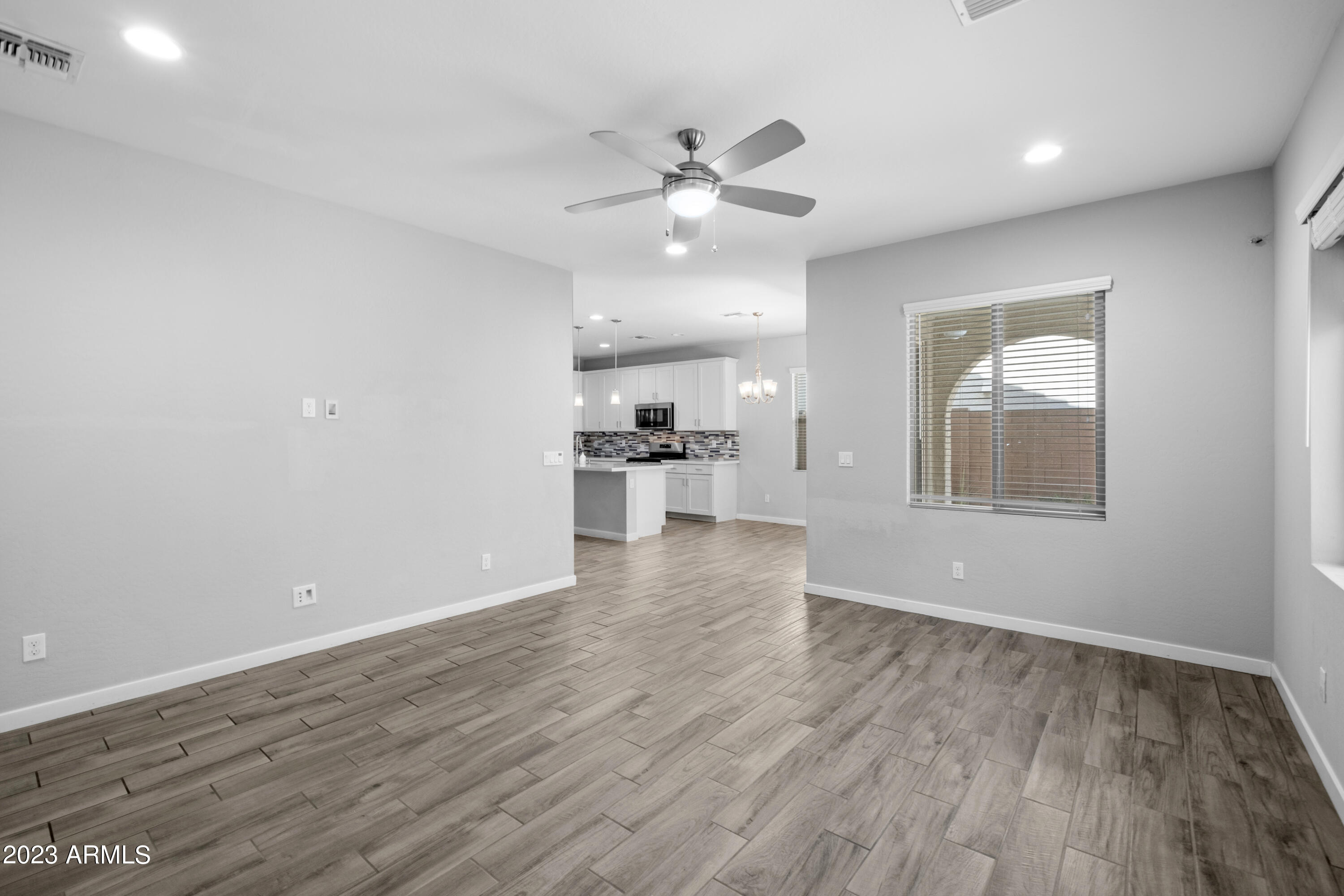 4717 E BARBARITA Avenue