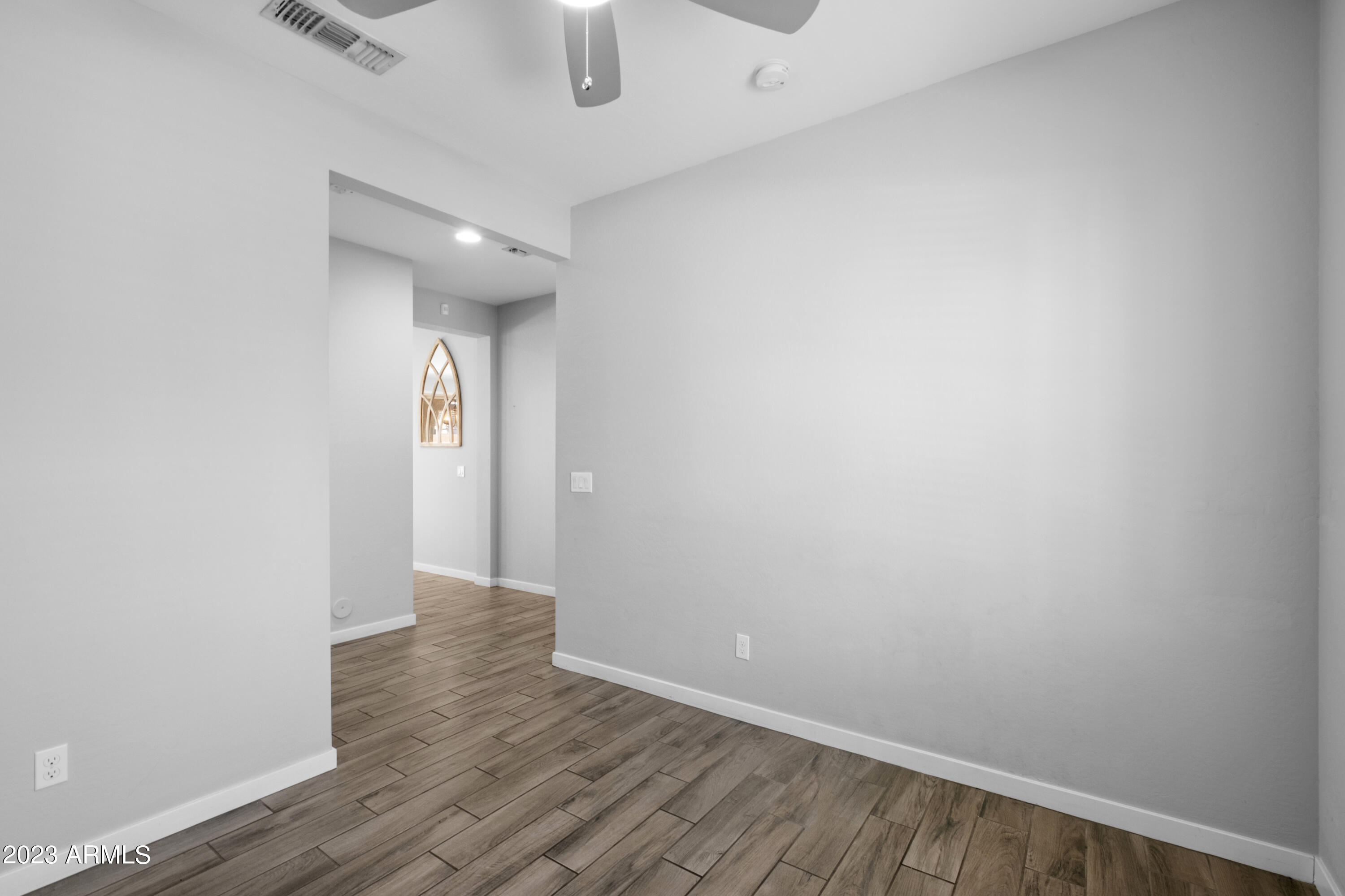 4717 E BARBARITA Avenue