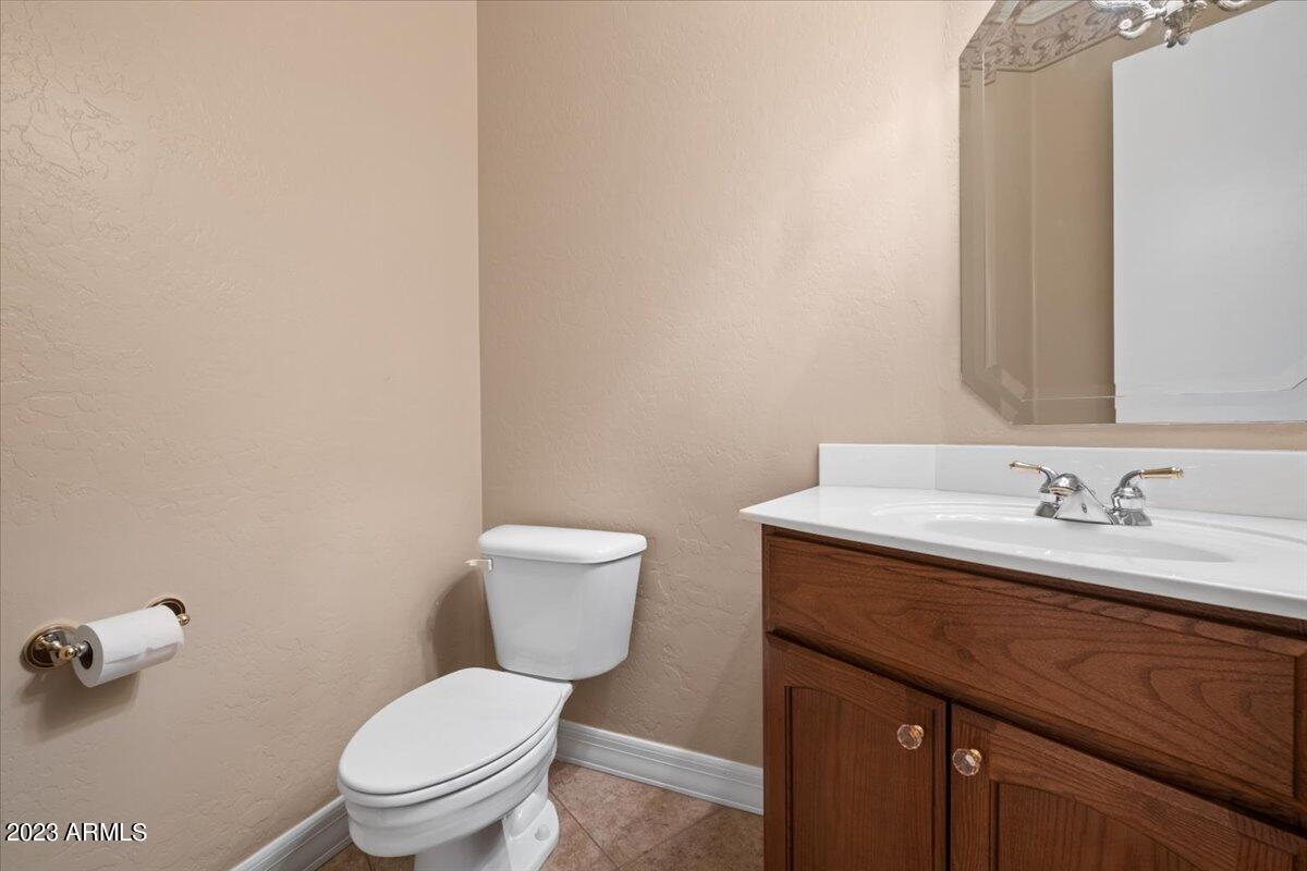 11007 N MESA VISTA Court