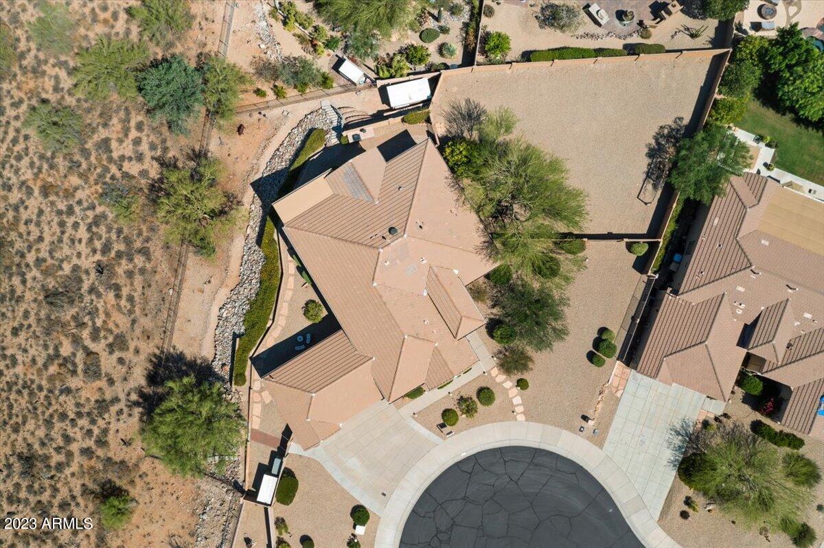 11007 N MESA VISTA Court