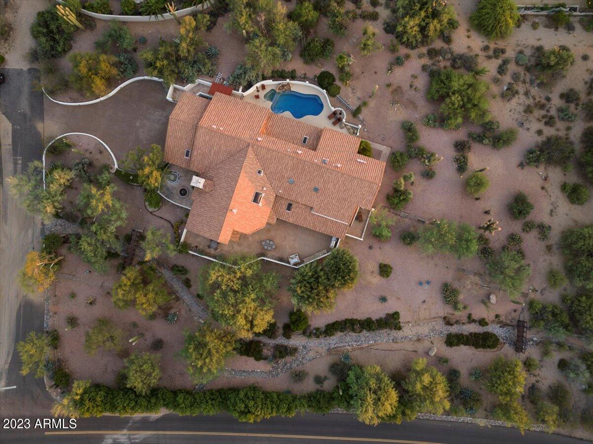 7719 E SLUMBER Street