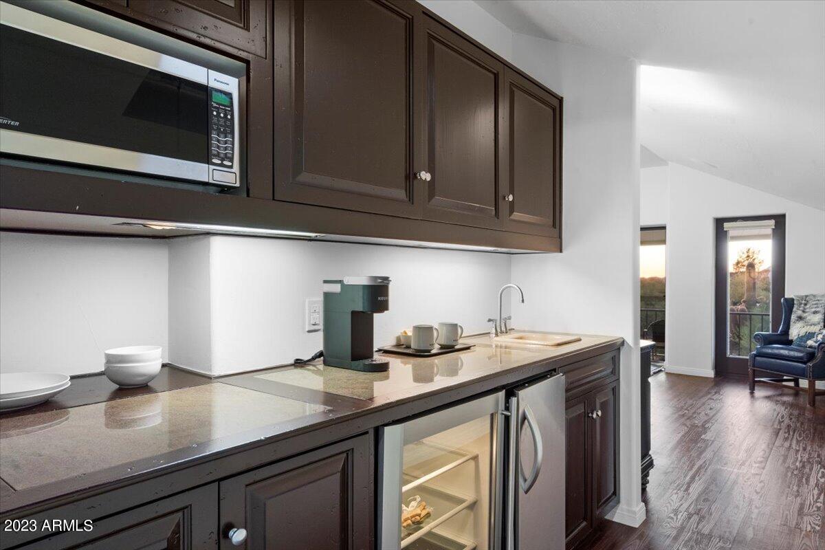 7719 E SLUMBER Street