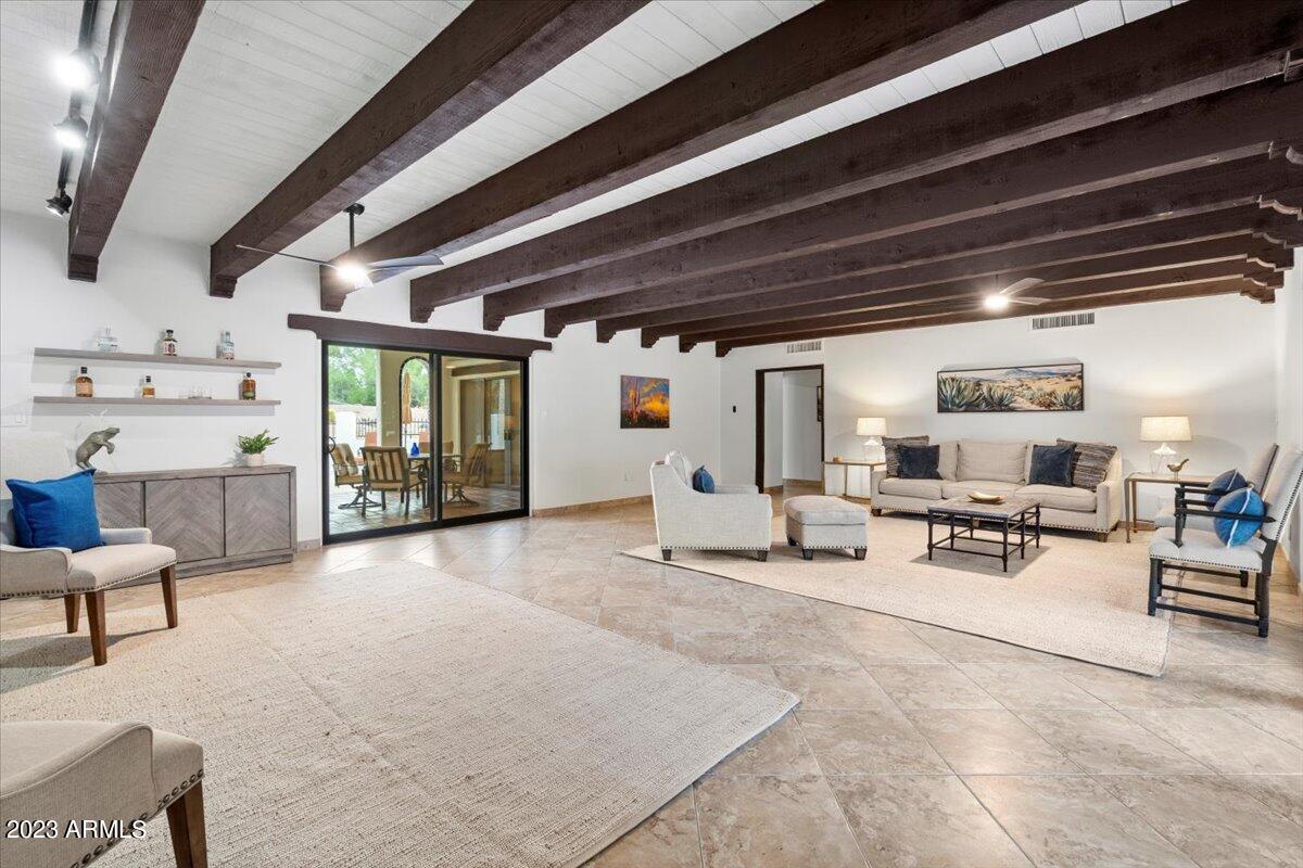 7719 E SLUMBER Street