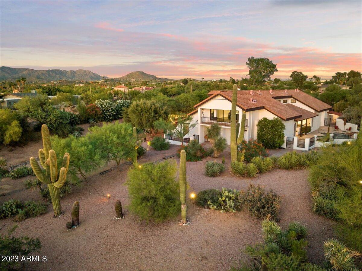 7719 E SLUMBER Street