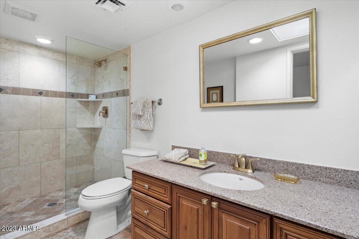 7719 E SLUMBER Street