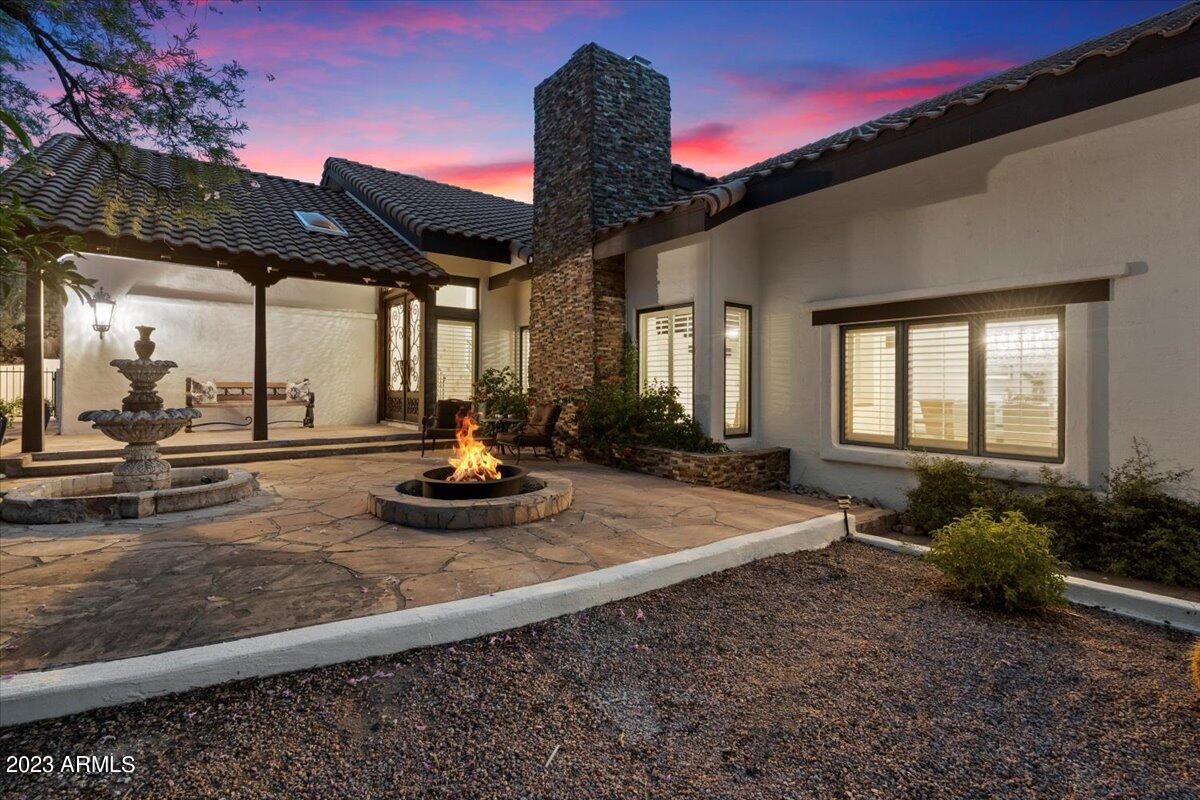 7719 E SLUMBER Street