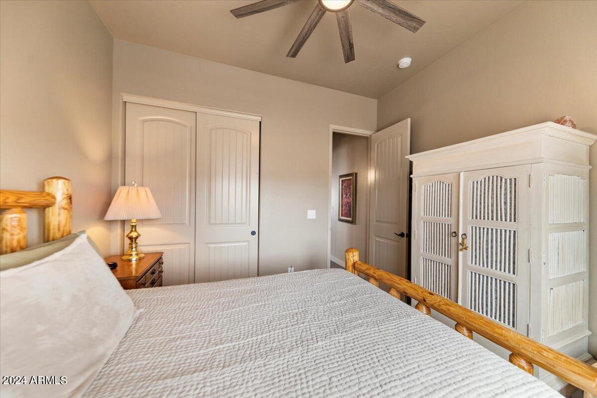 1190 W Center Street