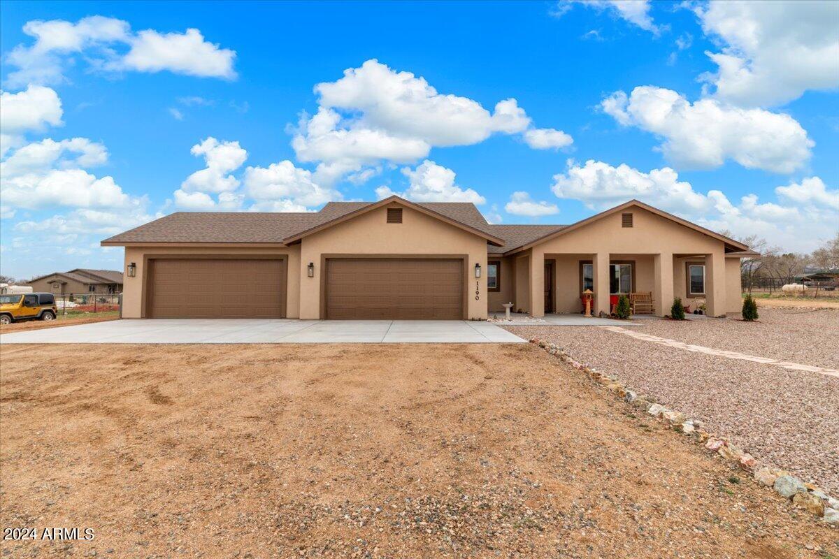 1190 W Center Street