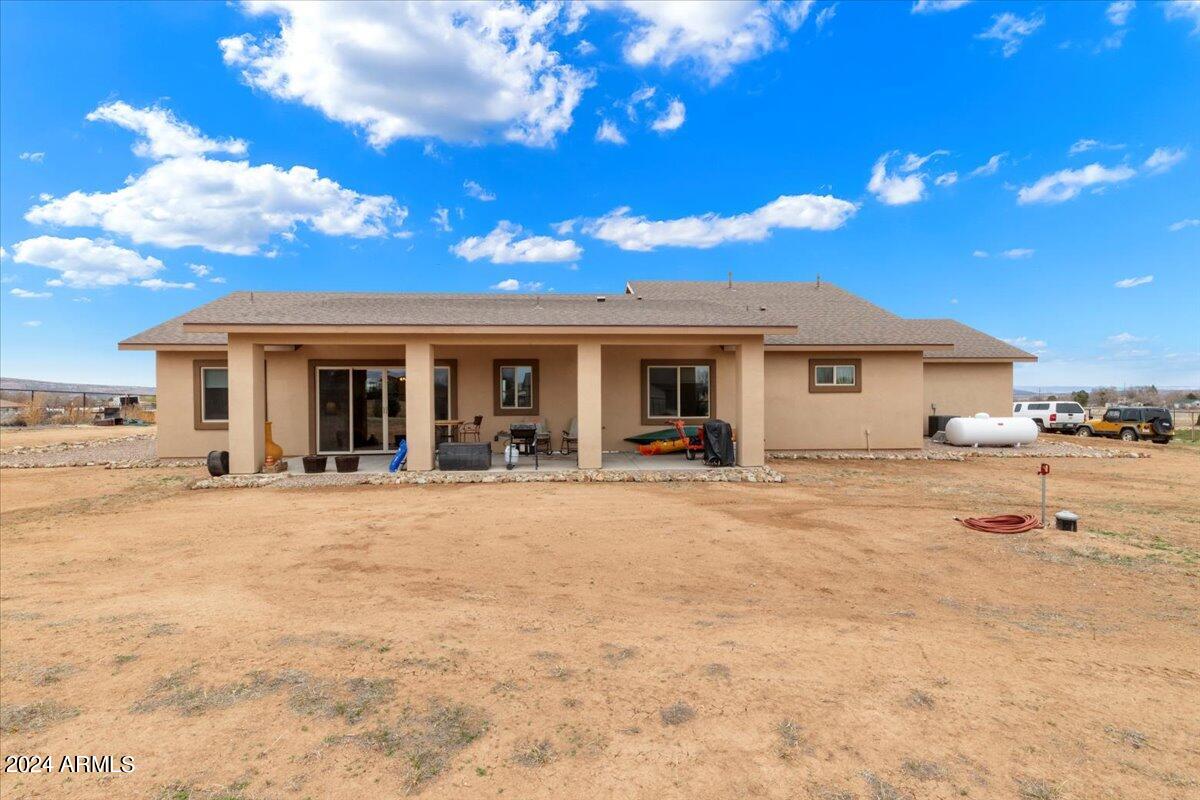 1190 W Center Street