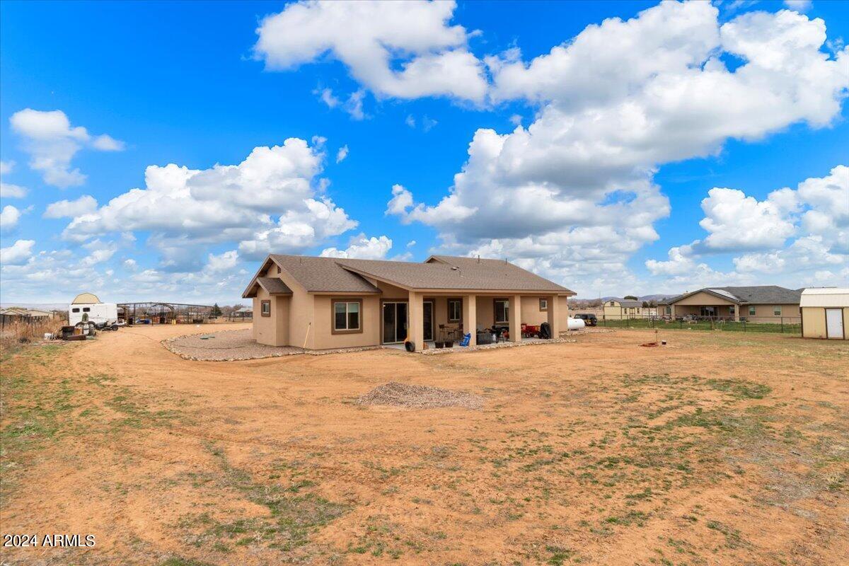 1190 W Center Street