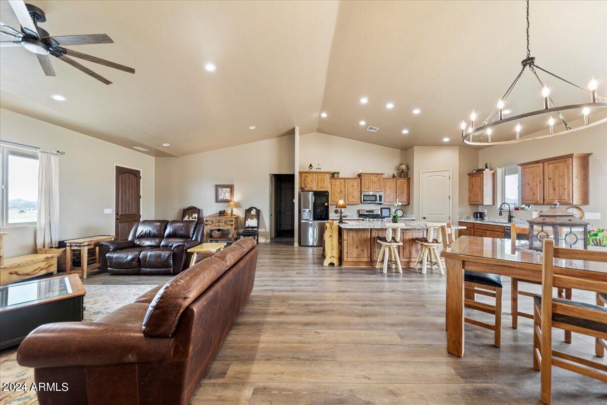 1190 W Center Street