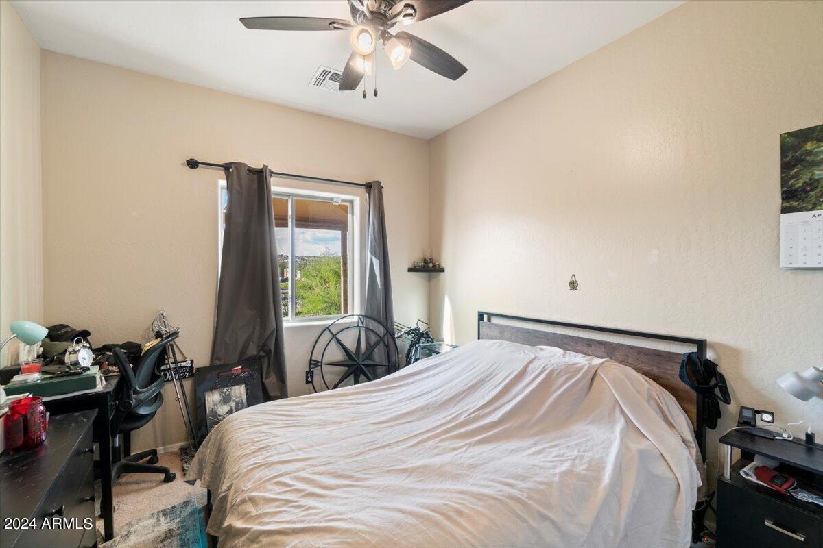 19400 E GREGORY Street