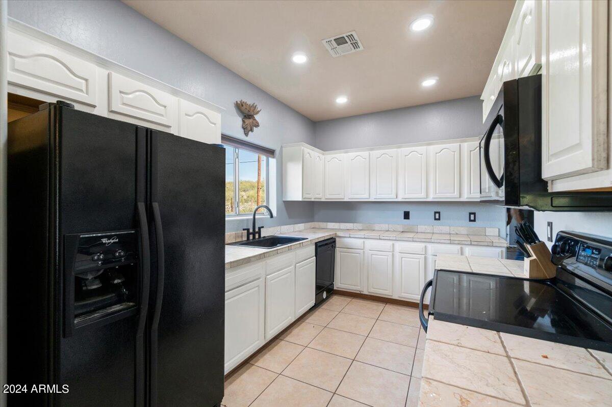 19400 E GREGORY Street