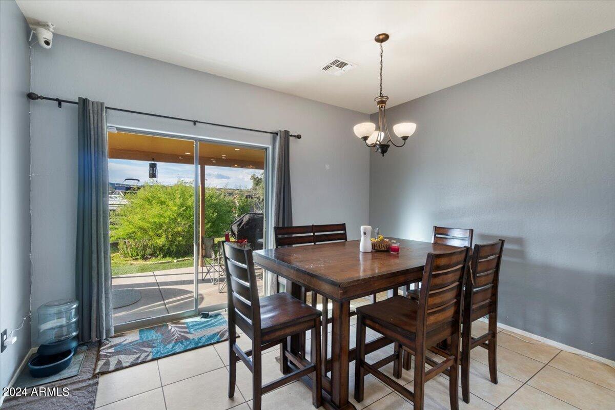 19400 E GREGORY Street