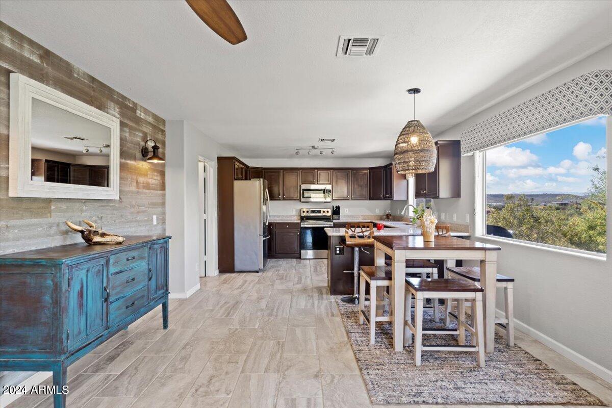 2316 W WHITE SPAR Road